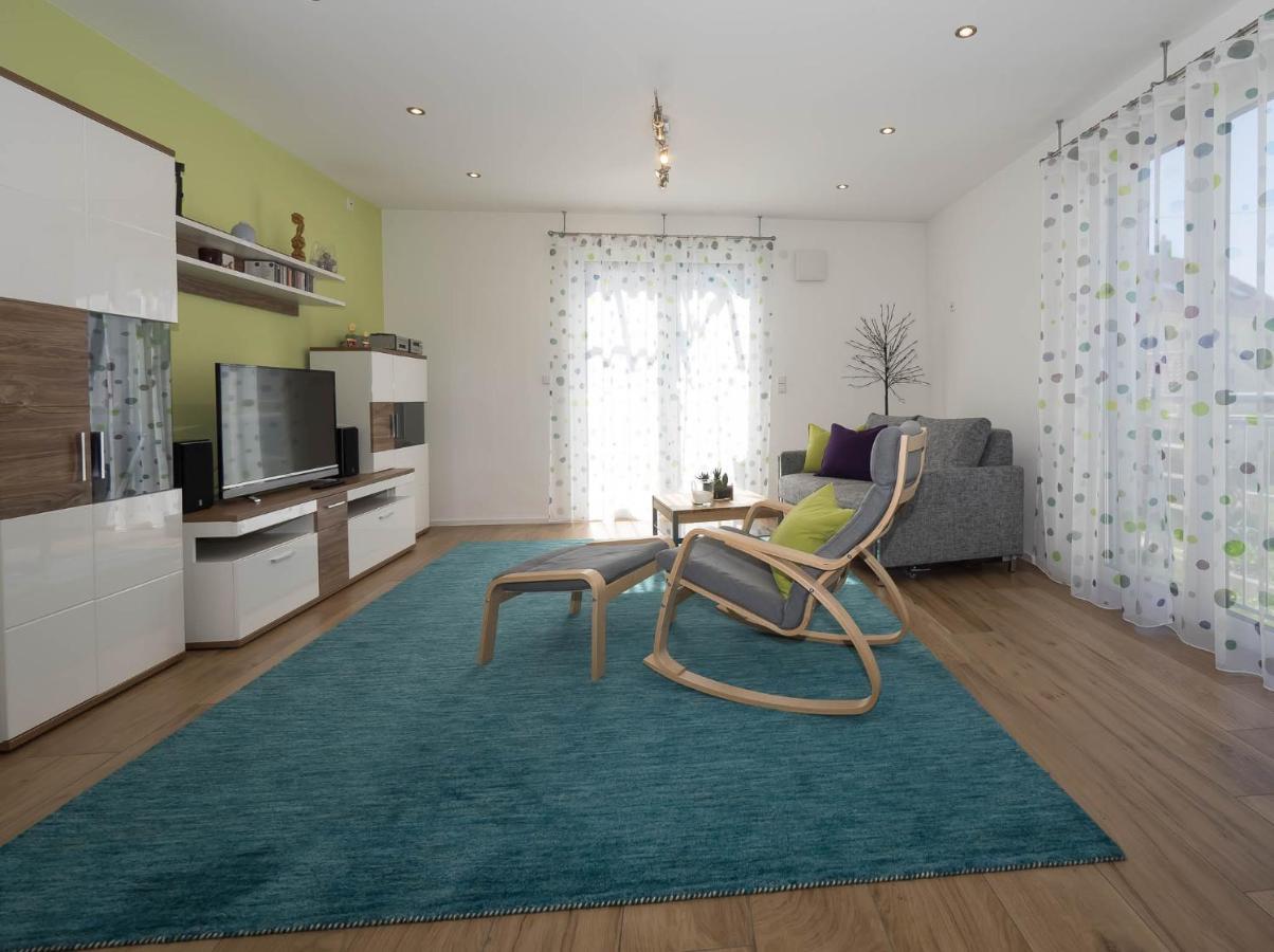 16Lilien Apartmentwohnung Waiblingen  Dış mekan fotoğraf